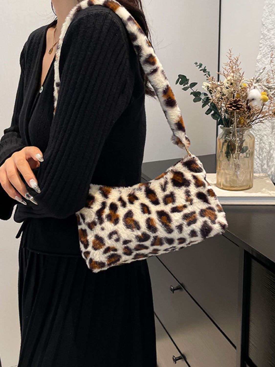 Leopard Fluff Shoulder Bag